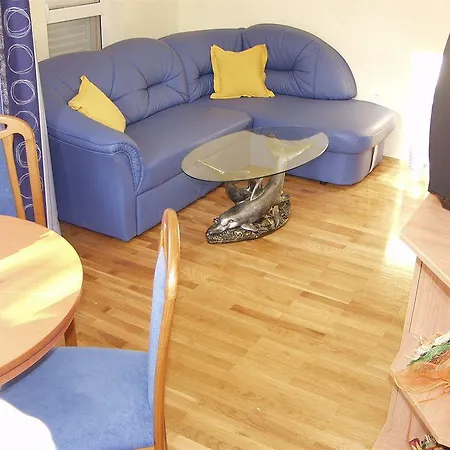 Lanterna 3* Stikovica