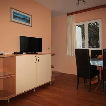 Lanterna Hotel 3*